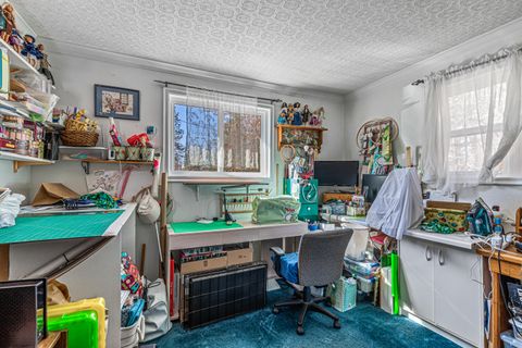 Tiny photo for 9780 Monument Drive, Grants Pass, OR 97526 (MLS # 220217285)