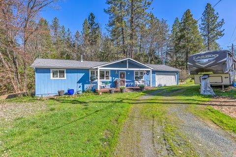 Tiny photo for 9780 Monument Drive, Grants Pass, OR 97526 (MLS # 220217285)