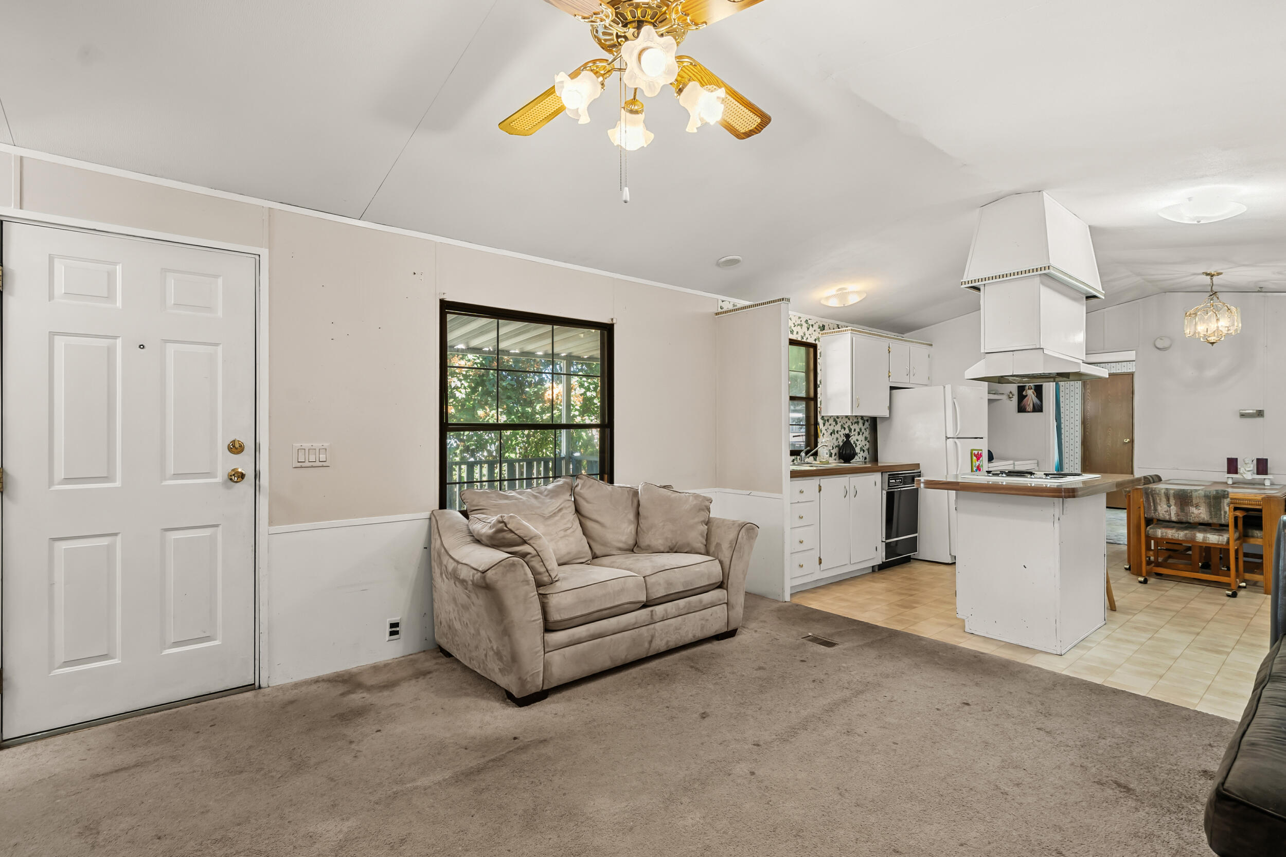 Myra Lynne Mobile Home Community - Residential