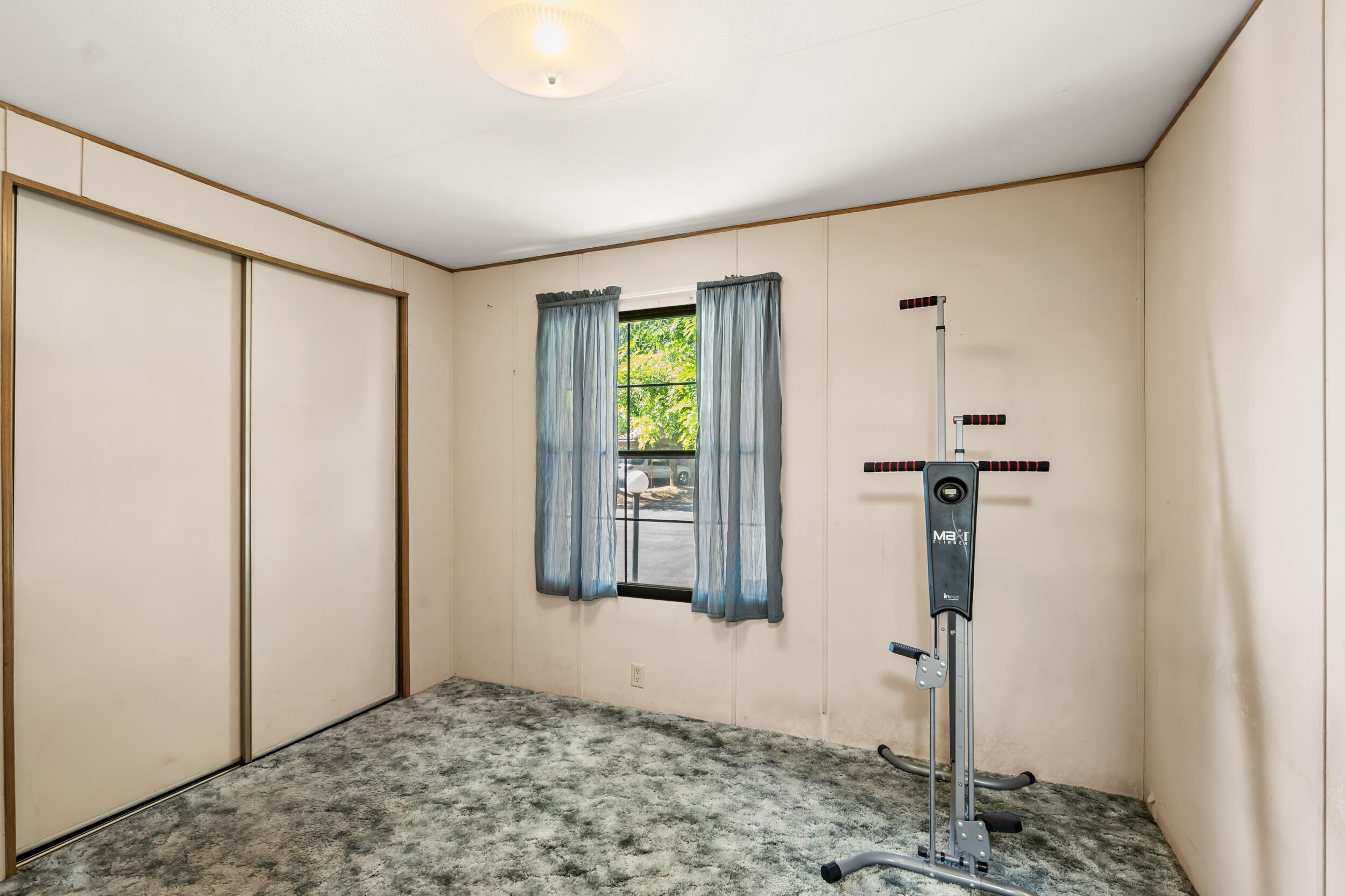 Myra Lynne Mobile Home Community - Residential