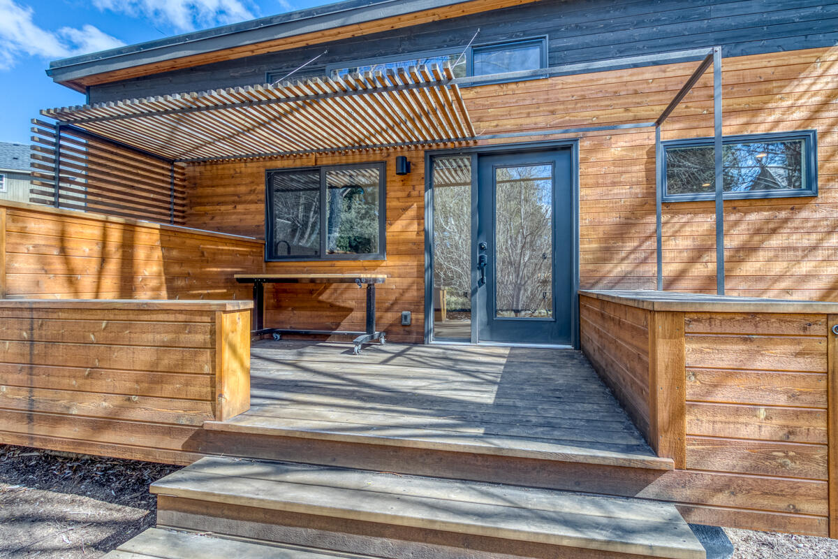 Hiatus - Residential