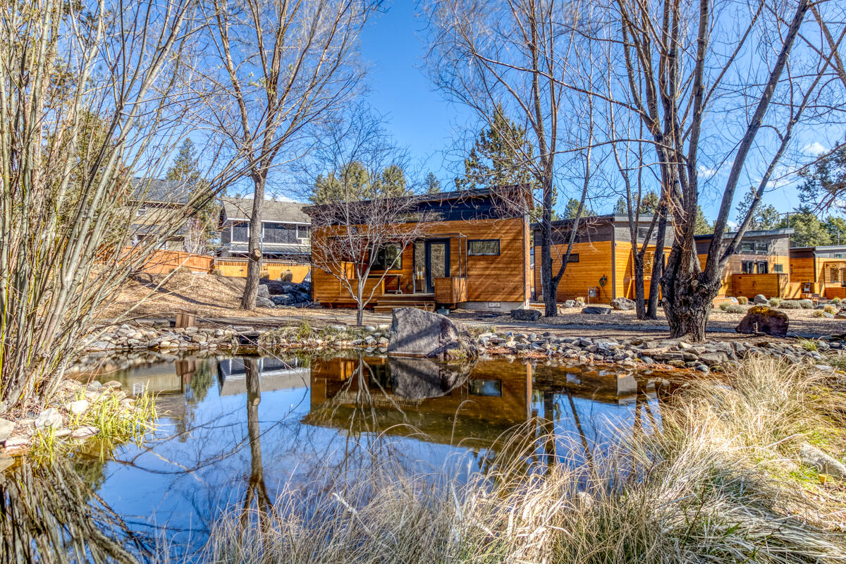 Hiatus - Residential