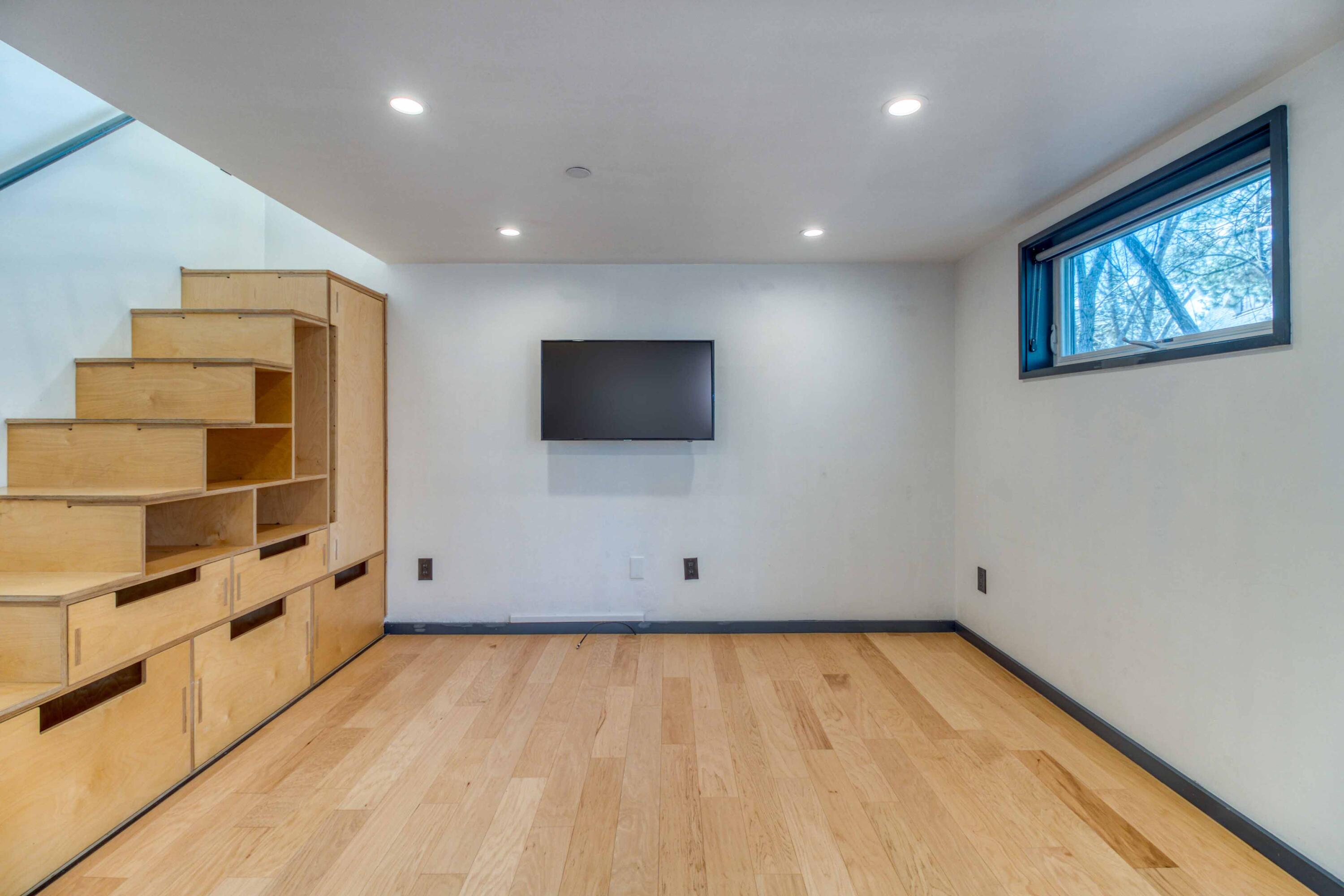 Hiatus - Residential