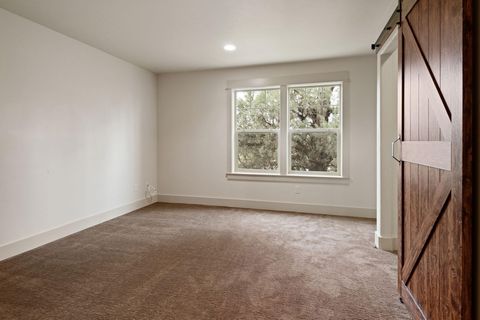 Tiny photo for 24442 Dodds Road, Bend, OR 97701 (MLS # 220219839)