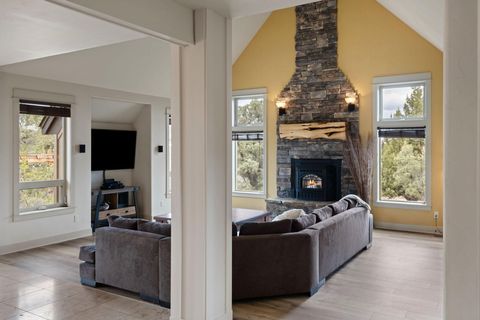 Tiny photo for 24442 Dodds Road, Bend, OR 97701 (MLS # 220219839)