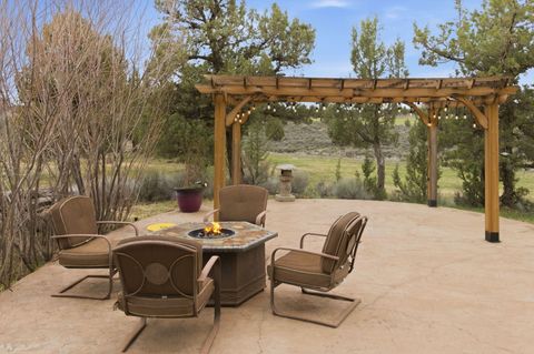 Tiny photo for 24442 Dodds Road, Bend, OR 97701 (MLS # 220219839)