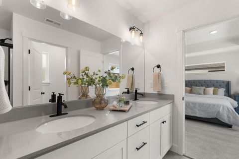 Tiny photo for 763 NE Discovery Loop #Lot 159, Prineville, OR 97754 (MLS # 220219670)