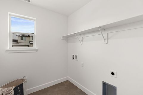 Tiny photo for 763 NE Discovery Loop #Lot 159, Prineville, OR 97754 (MLS # 220219670)