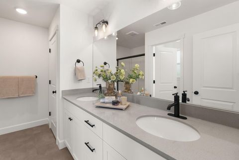 Tiny photo for 763 NE Discovery Loop #Lot 159, Prineville, OR 97754 (MLS # 220219670)