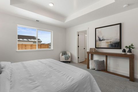 Tiny photo for 763 NE Discovery Loop #Lot 159, Prineville, OR 97754 (MLS # 220219670)