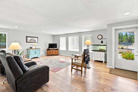 Tiny photo for 16108 Leona Lane, La Pine, OR 97739 (MLS # 220226369)