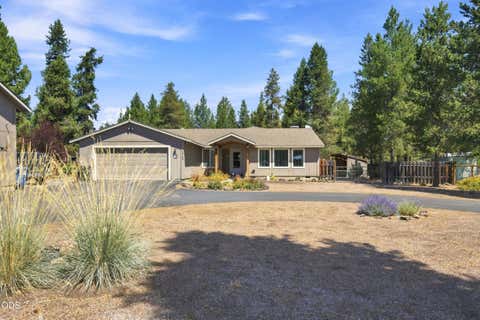 Tiny photo for 16108 Leona Lane, La Pine, OR 97739 (MLS # 220226369)