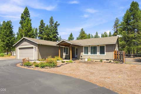 Tiny photo for 16108 Leona Lane, La Pine, OR 97739 (MLS # 220226369)