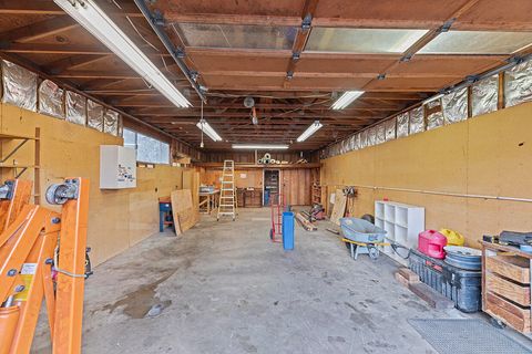 Tiny photo for 2900 Indian Creek Road, Shady Cove, OR 97539 (MLS # 220213403)