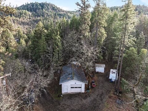 Tiny photo for 2900 Indian Creek Road, Shady Cove, OR 97539 (MLS # 220213403)