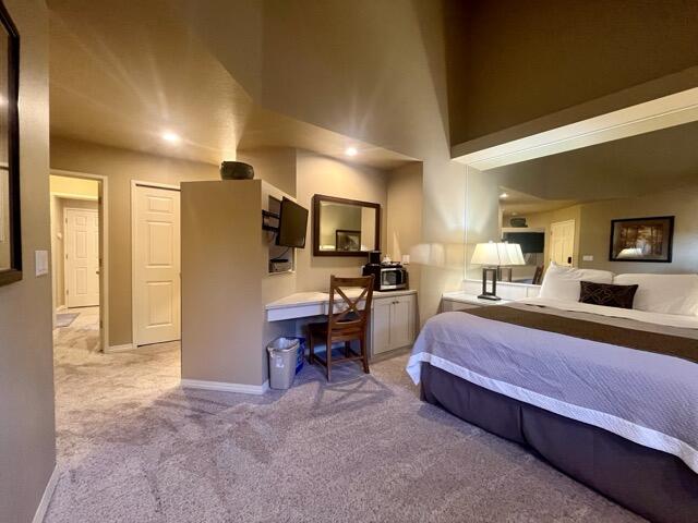 19717 SW Mount Bachelor Drive UNIT 420 AB