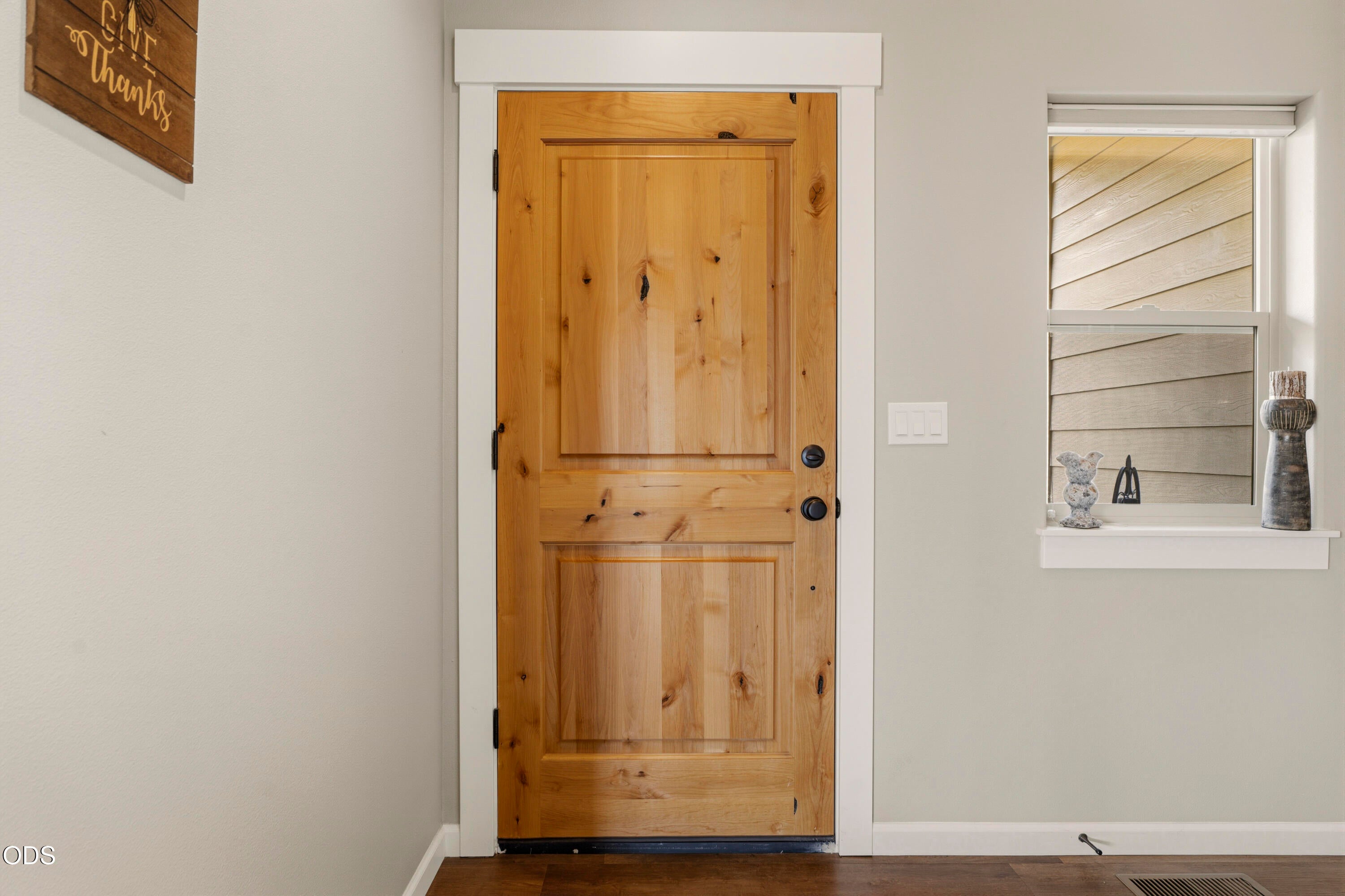408 Parks Loop