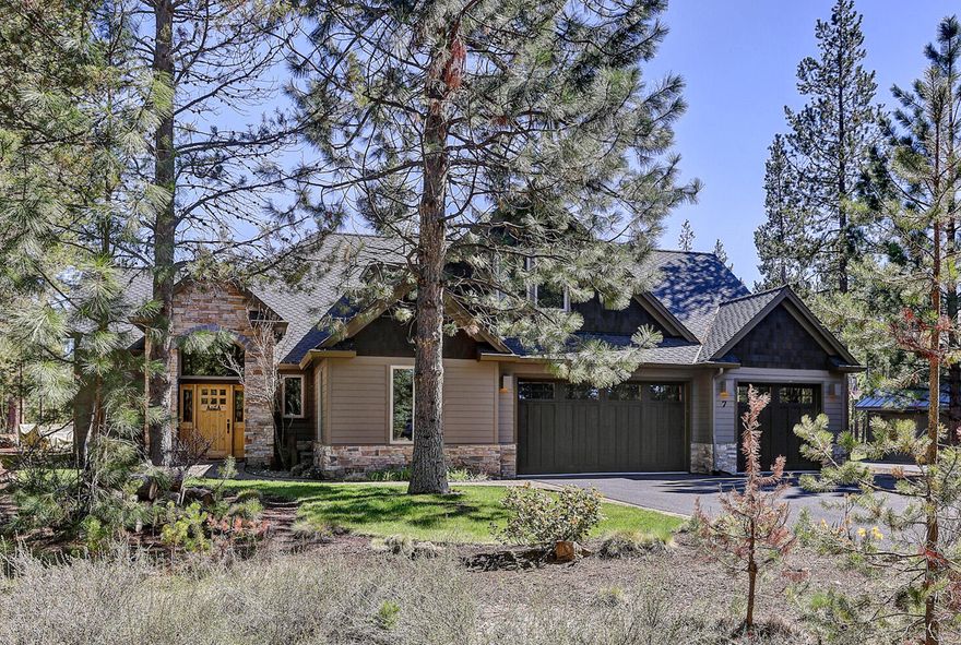 Gorgeous Sunriver Custom-Craftsman in River-Village Steps from the Big Deschutes River! 2007 built 4Bd/3.5Ba & never rented, but sold Turn-Key Furnished! Stone & Shake front accents, covered stone archway, vaulted Great Room w/stone accents, knotty-pine ceiling, wood-lam floor, floor-ceiling stone gas FP w/raised hearth & log mantle, open dining(2-areas) & kitchen w/slab rough sawn granite counters, island/B-bar, knotty alder cabs, pantry, SS appl, main level grand master w/vaulted ceiling, bay window, sitting area, tiled soak tub + tiled shower, huge walk-in & direct access to back paver patio & hot tub, 2 additional main level bedrooms includes a Jr. suite w/private bathroom, upstairs features 4th bed, hall bath and huge rec/game/family room (additional sleeping area?) w/small balcony! Take the walking path in back right down to the river!