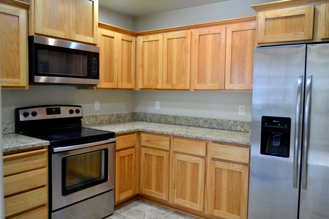 1514 SW Kokanee Lane