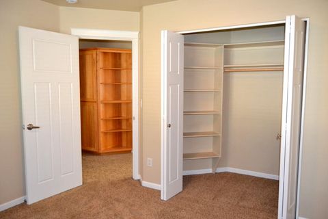 Tiny photo for 1514 SW Kokanee Lane, Grants Pass, OR 97527 (MLS # 220219548)