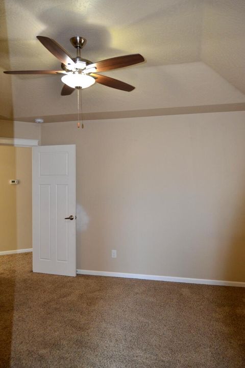 Tiny photo for 1514 SW Kokanee Lane, Grants Pass, OR 97527 (MLS # 220219548)