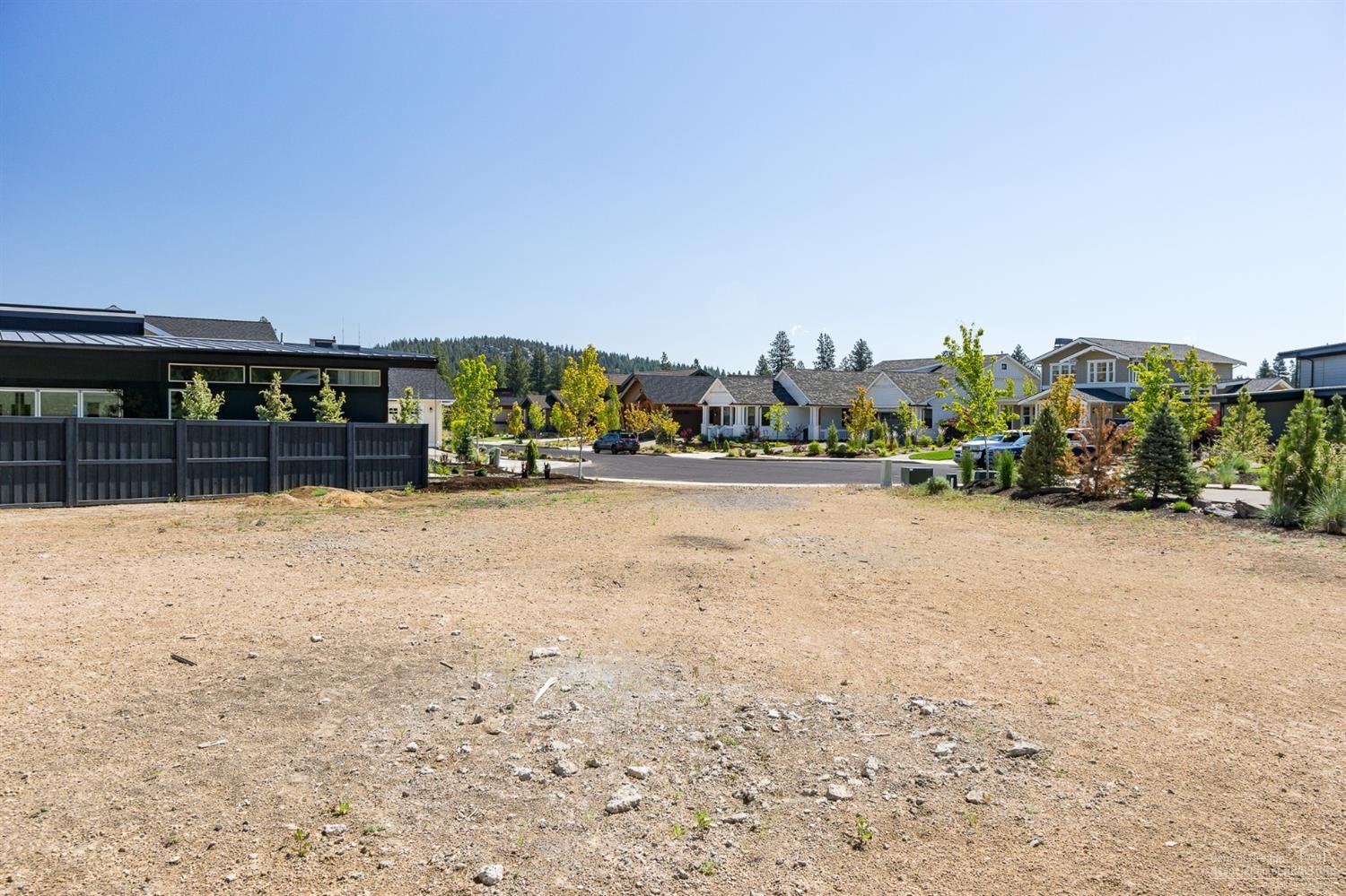 NorthWest Crossing - Land