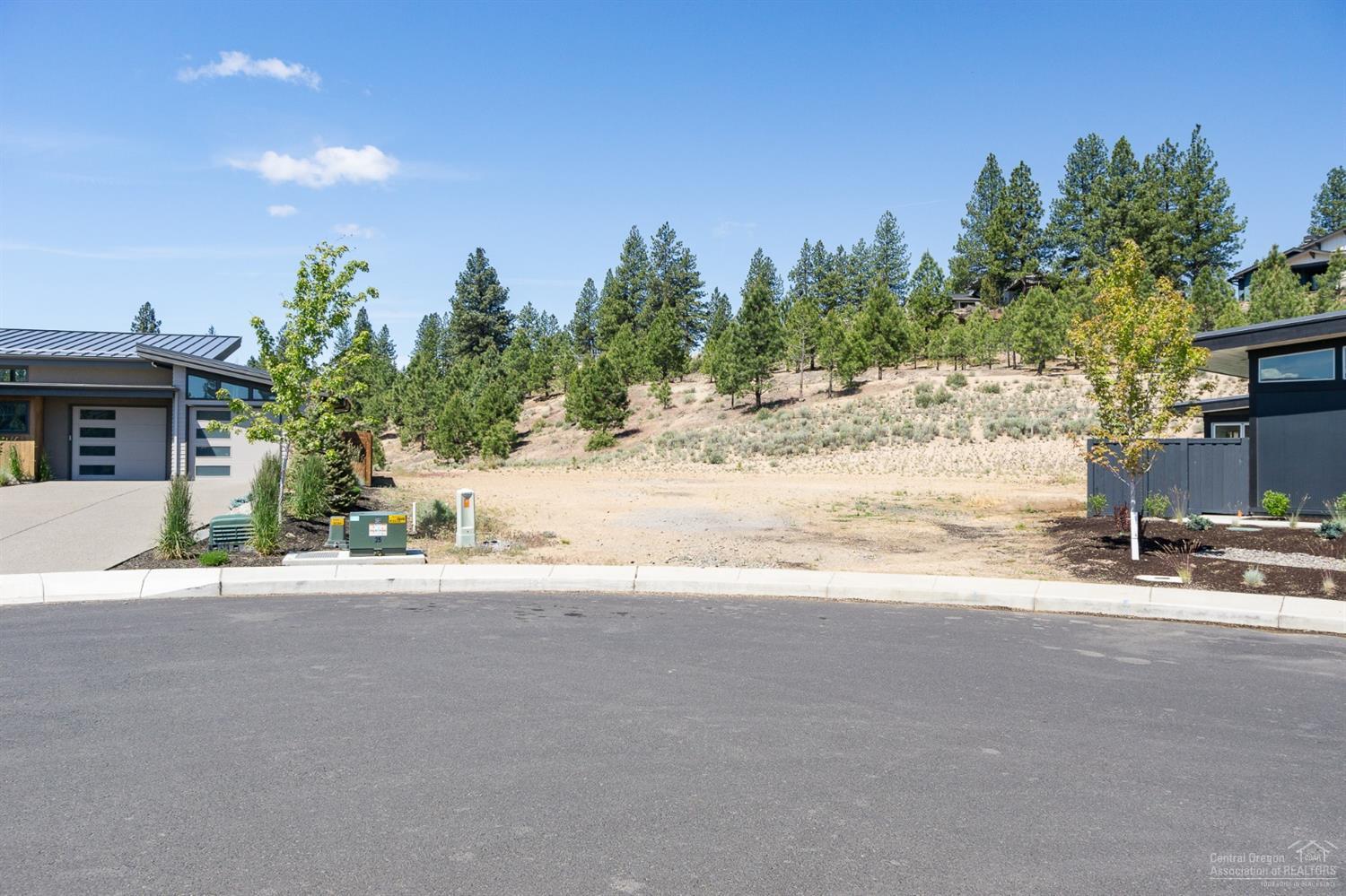 NorthWest Crossing - Land