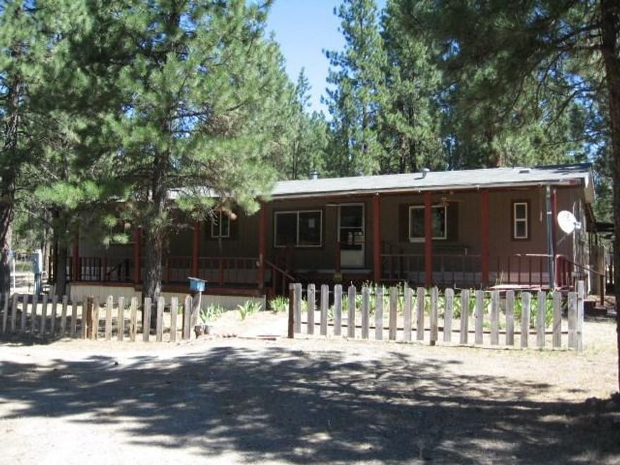 Price Reduced!! Hud Home. Sold As Is By Elec. Bid Only. Prop Avail 11-20-2015. Bids Due By11:59 Pm Central Time Then Daily Until Sold. Fha Case #431-452239. Uninsured. For Prop Conditions, Forms, Discl & Avail Please Visit Www.Hudhomestore.Com. For Additional Forms, Updates, Step-by-step Videos & Free Photo List, Please Visit Www.Blbresources.Com.Blb Resources Makes No Warranty As To Condition Of Property. Buyer To Verify All Info.Beautiful Setting In The Pines. Has Several Nice Outbuildings. Square Footage Was Determined By The Appraiser. Priced Below The 2014 Rmv.