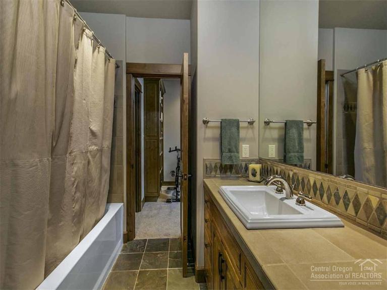 Broken Top - Residential