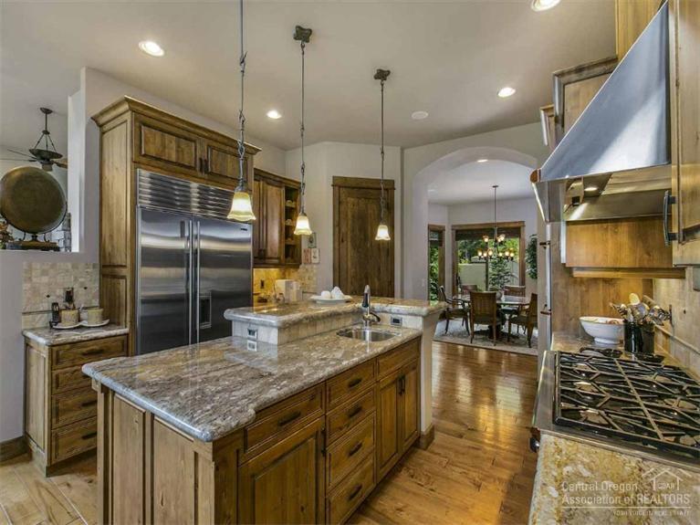 Broken Top - Residential