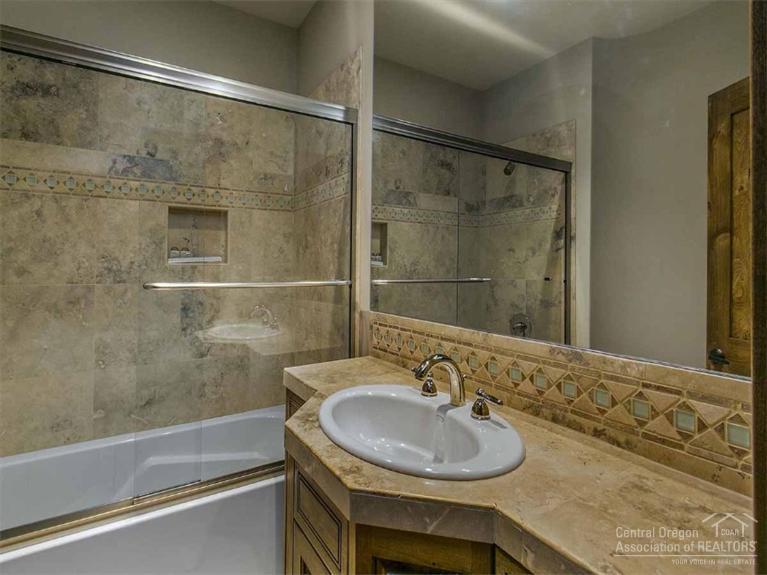 Broken Top - Residential