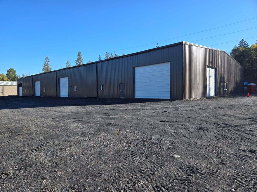 For Lease and concessions available for qualified tenants - New construction and almost complete - zoned Community Industrial, this flex/warehouse offers up to 14,632 SF divisible into three suites (4,855 SF, 4,682 SF, 5,095 SF). Each unit features a 14'x14' roll-up door (end unit has 2), 22' clear height with mezzanine potential, 3-phase power, and an ADA restroom. Situated on 1.27 AC, the property is ideal for light fabrication, product development, specialty trades, packaging, R&D, or storage/fulfillment users that don't require heavy truck traffic. Strategically located - within close proximity to I-5, and Grants Pass Airport, and 30 miles from Medford, this site offers prime access within a newly constructed building.