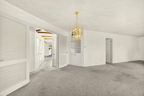 Tiny photo for 6 S Groveland Avenue, Medford, OR 97504 (MLS # 220212325)