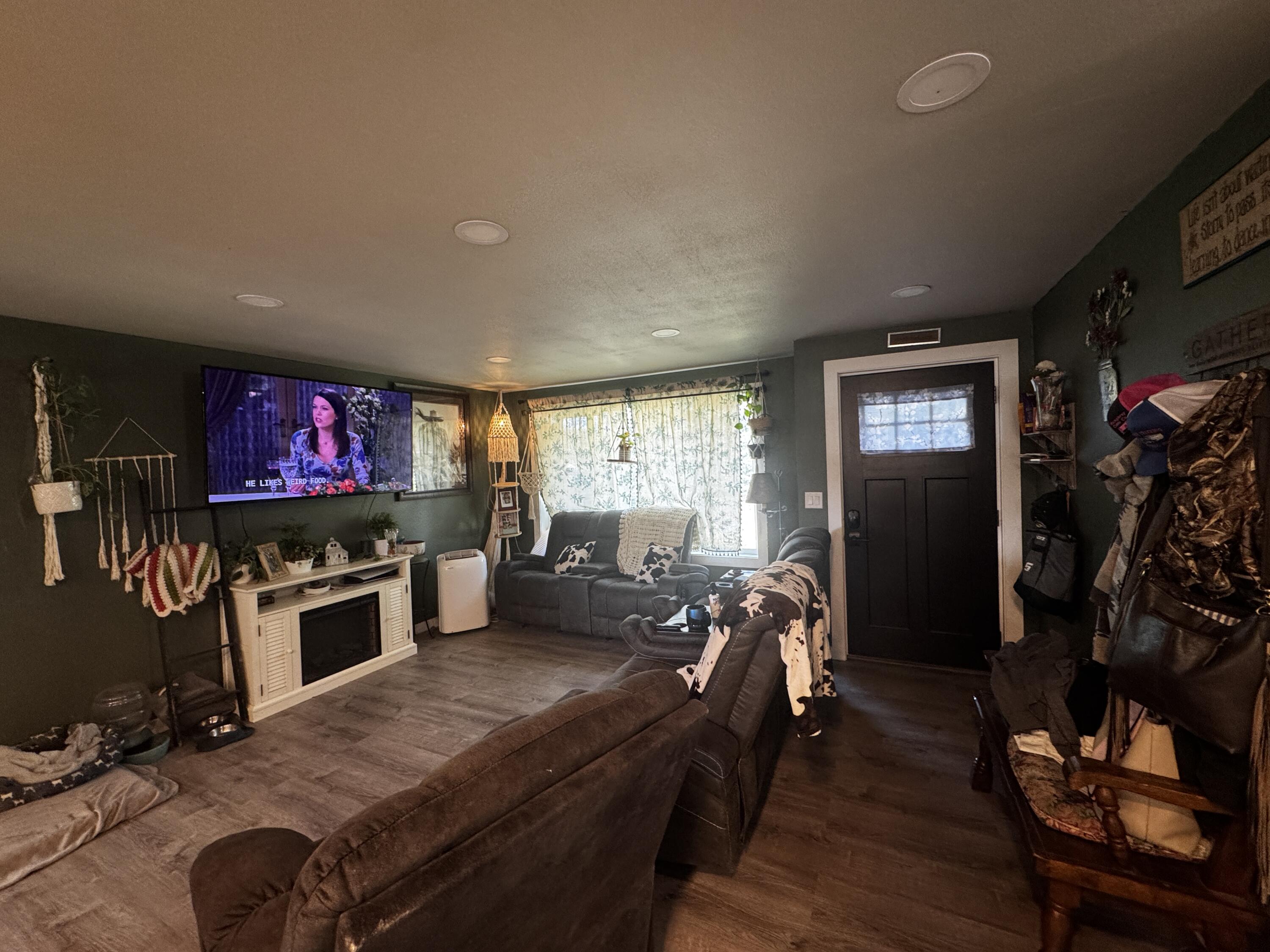 Meadowglen - Residential