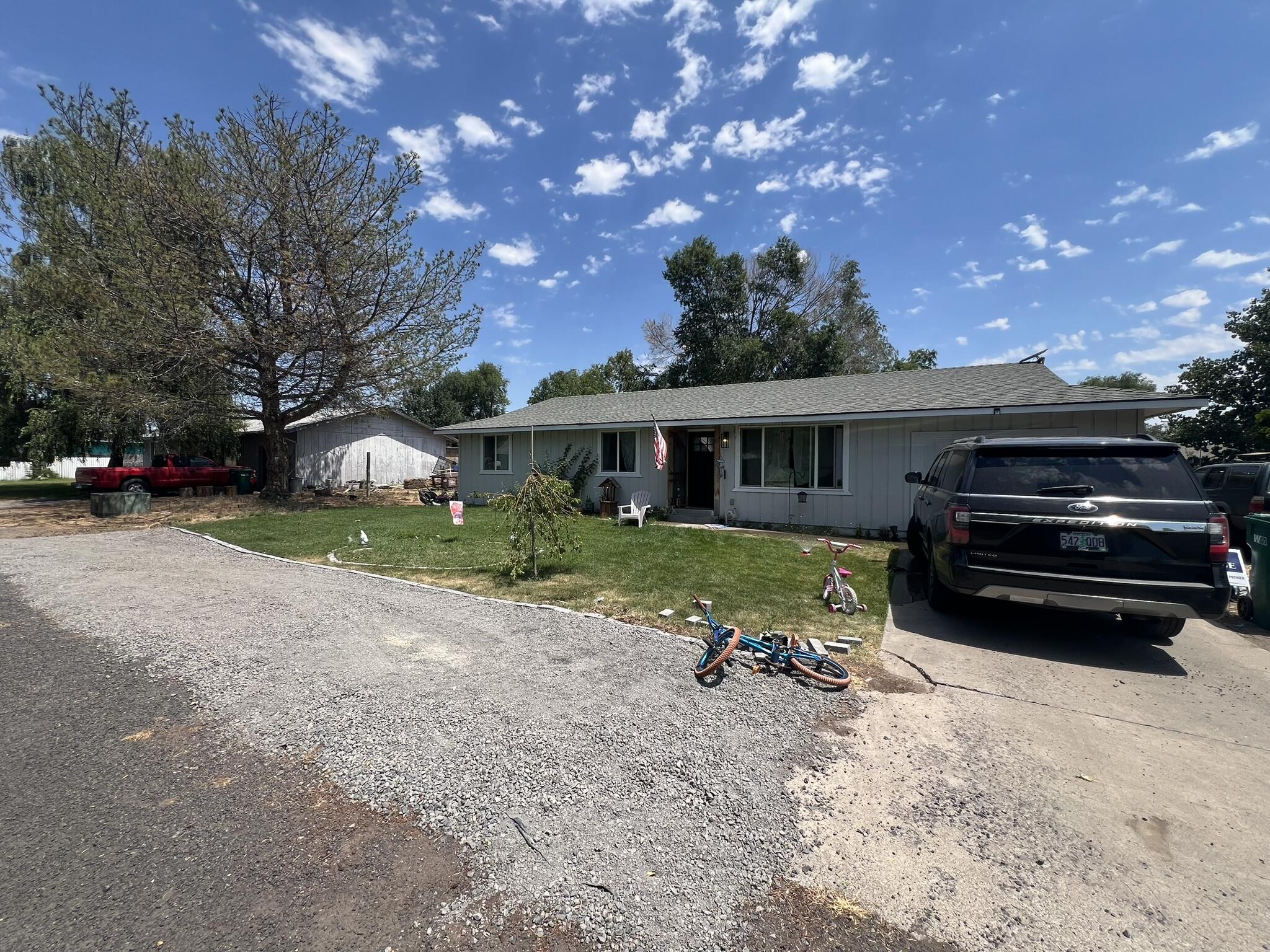 Meadowglen - Residential