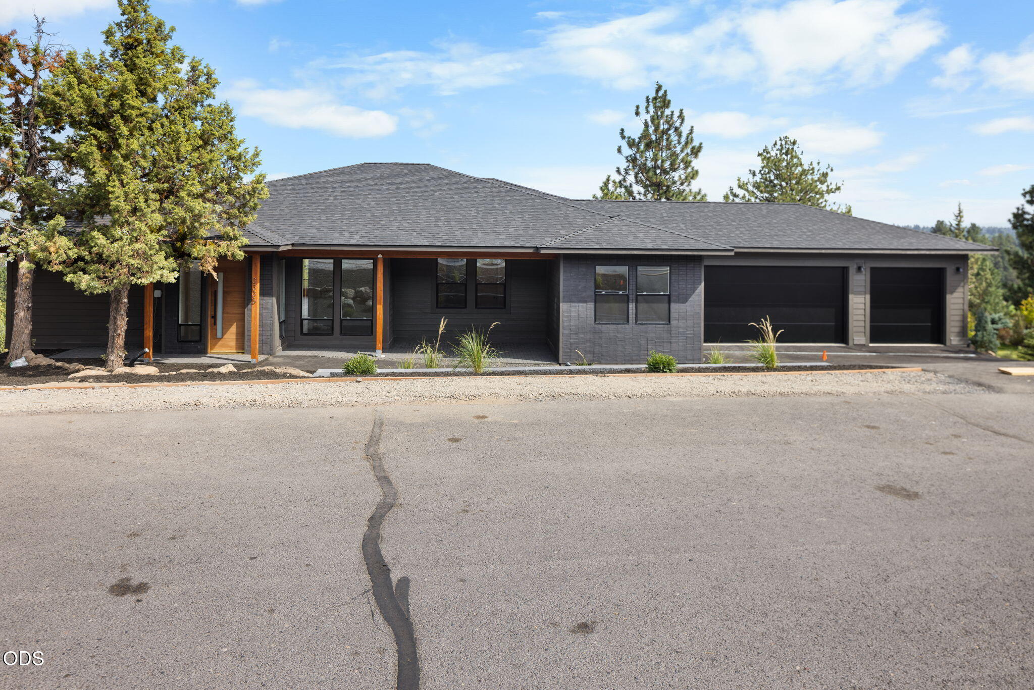 3335 NW Fairway Heights Drive