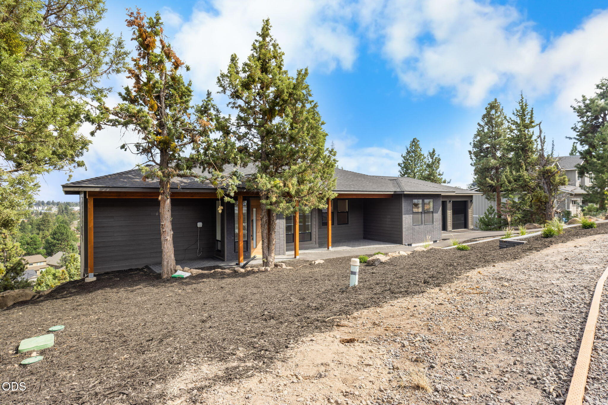 3335 NW Fairway Heights Drive