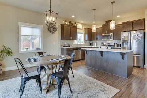 Tiny photo for 3415 NE Marys Grace Lane, Bend, OR 97701 (MLS # 220221319)