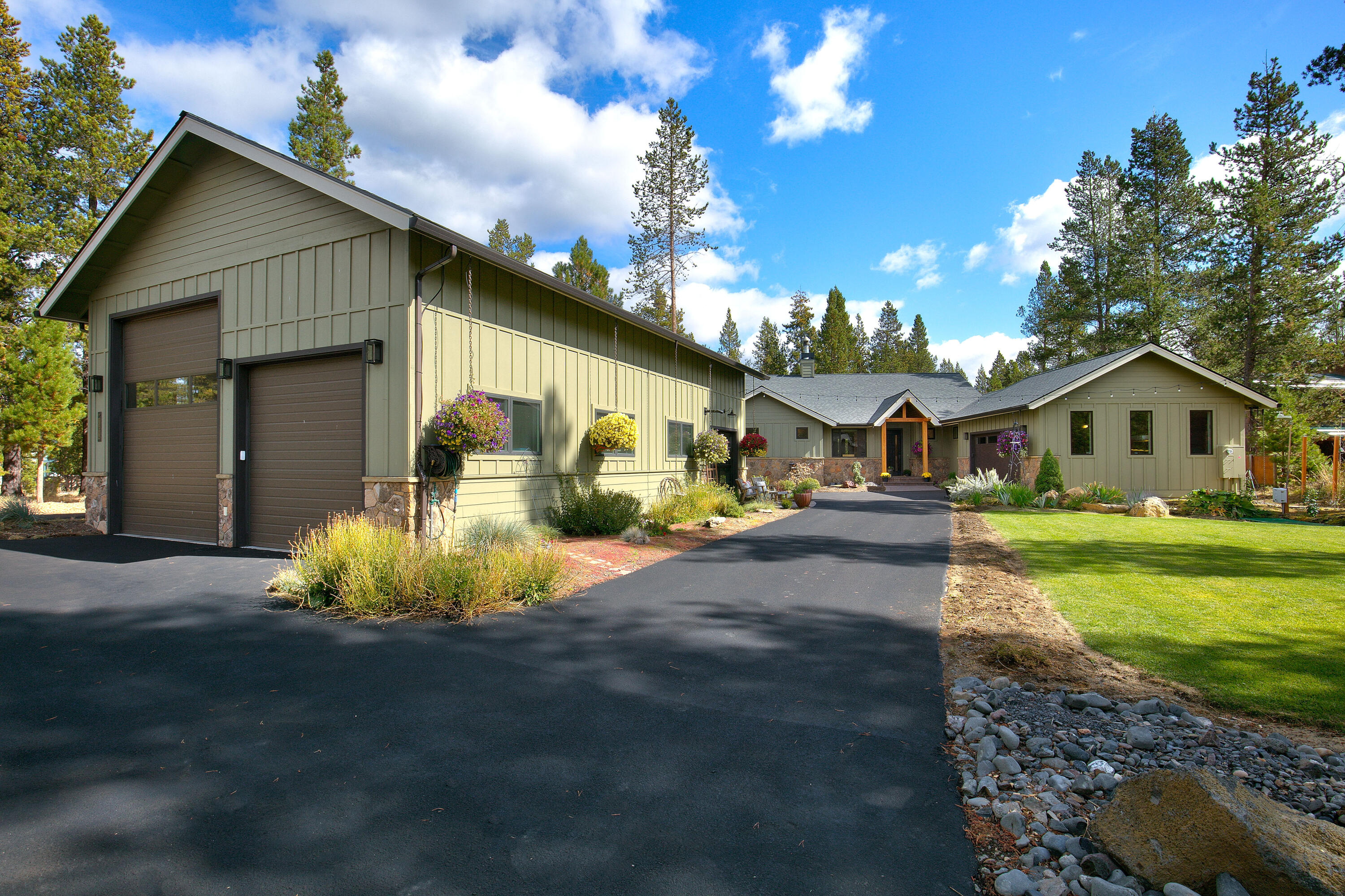 Fall River Estate - Residential