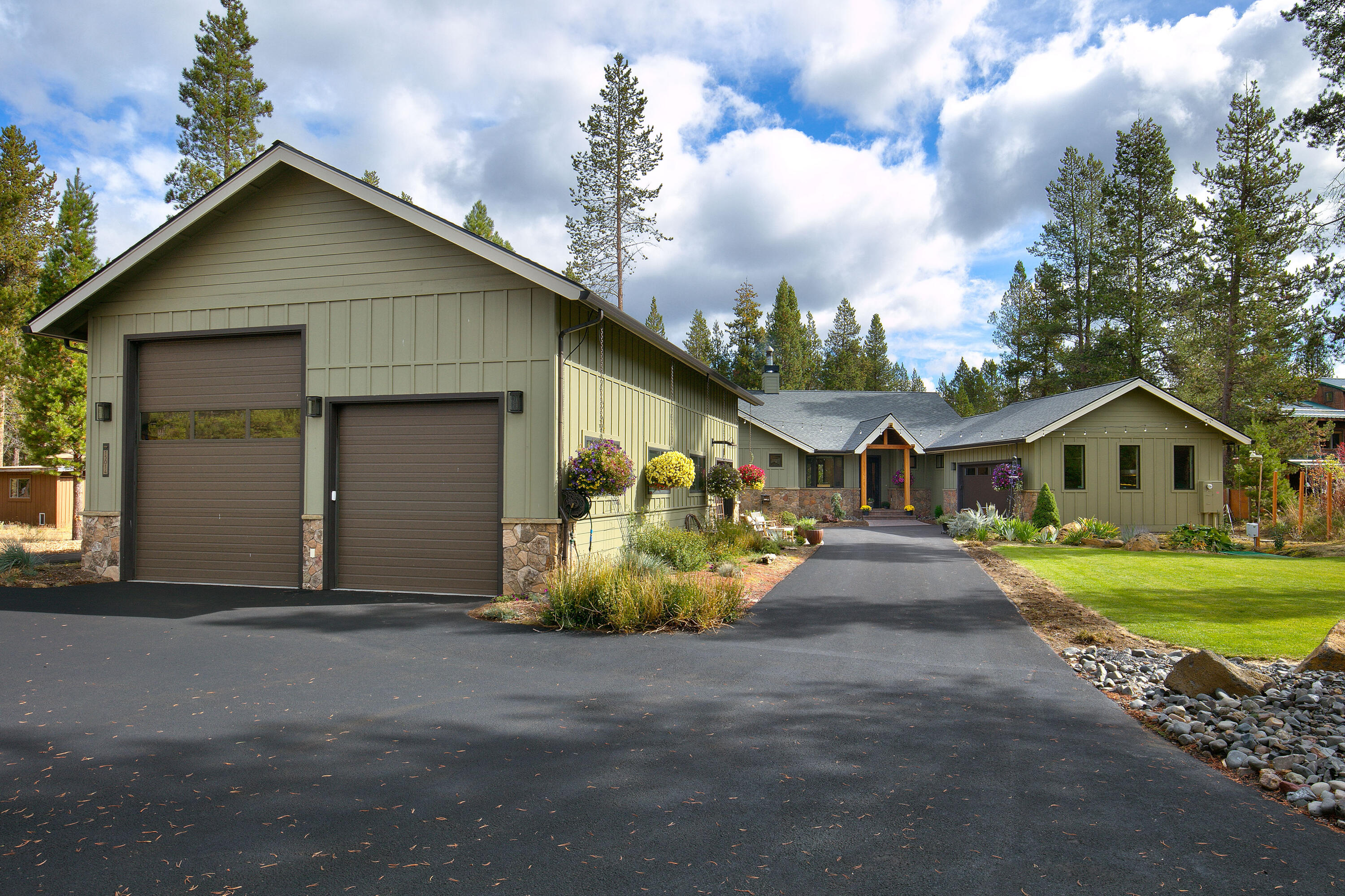 Fall River Estate - Residential