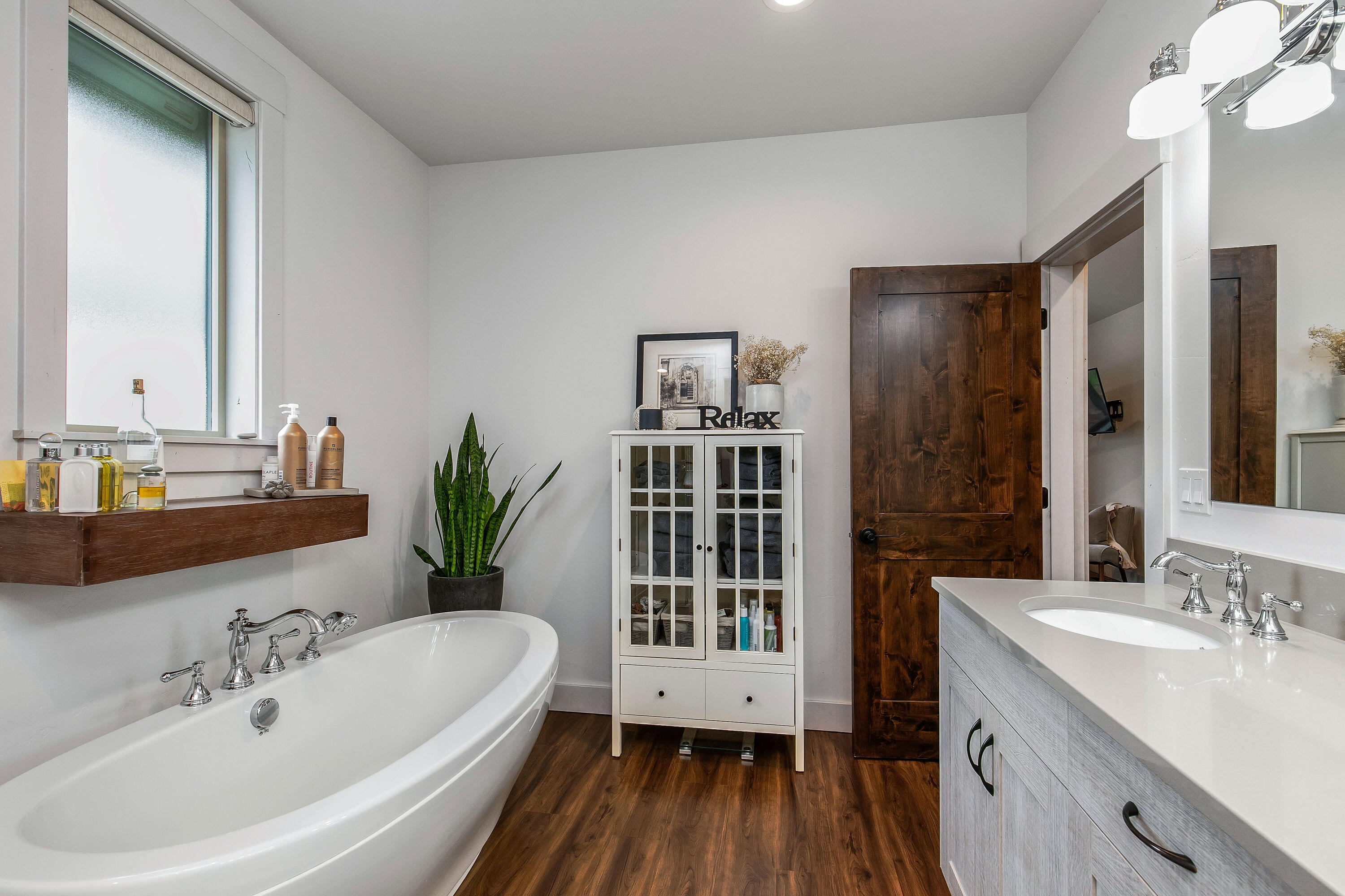 Fall River Estate - Residential