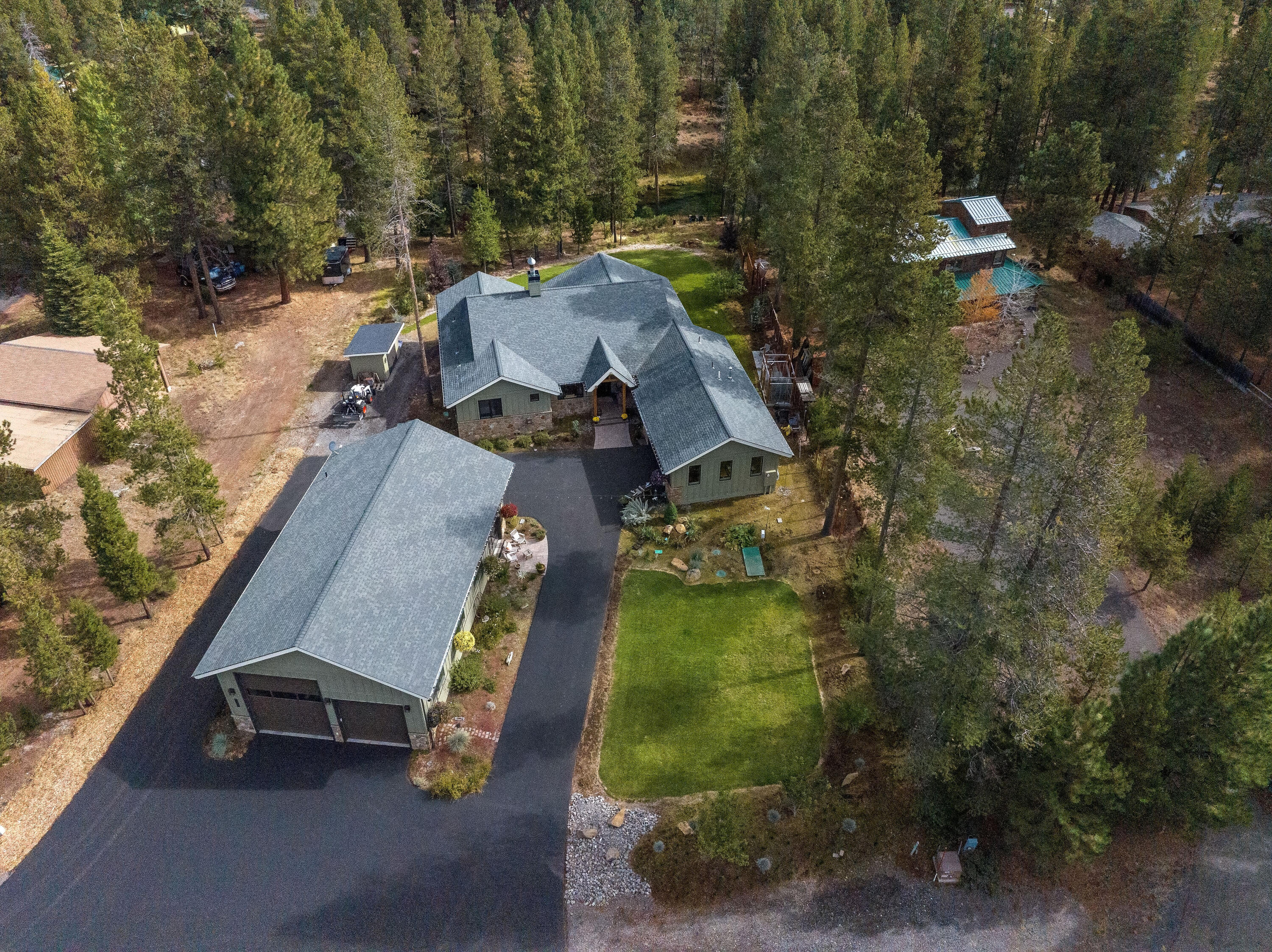 Fall River Estate - Residential