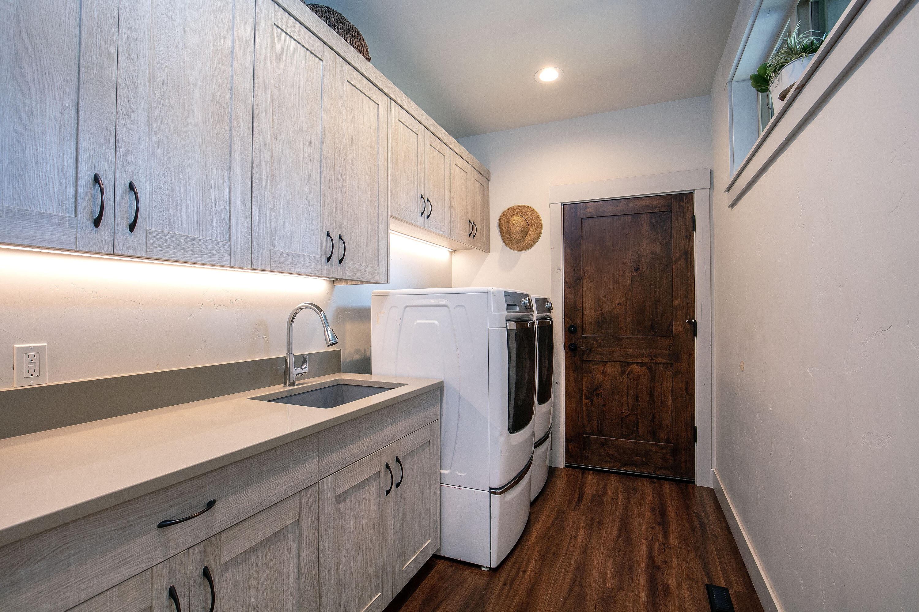 Fall River Estate - Residential