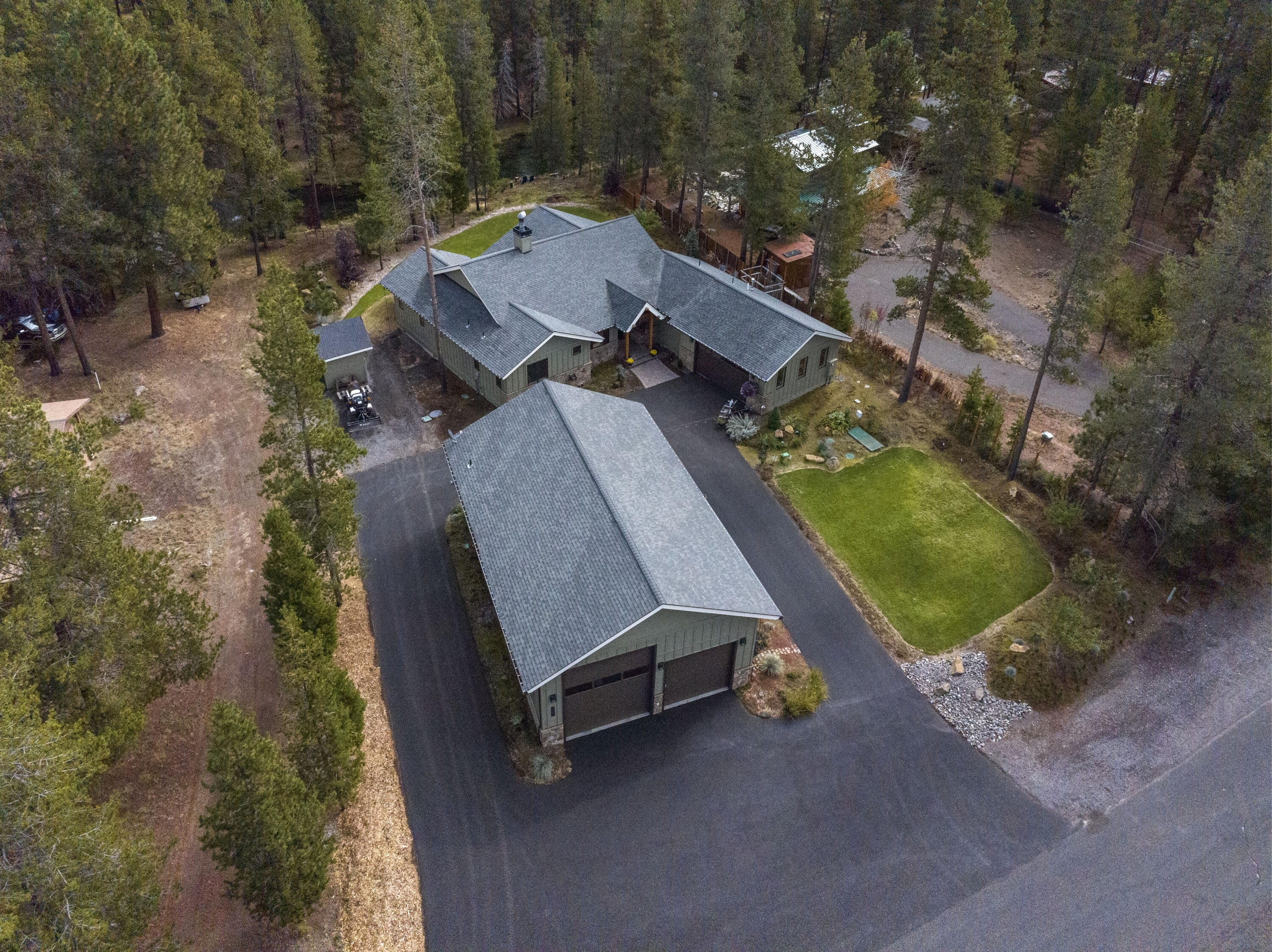 Fall River Estate - Residential