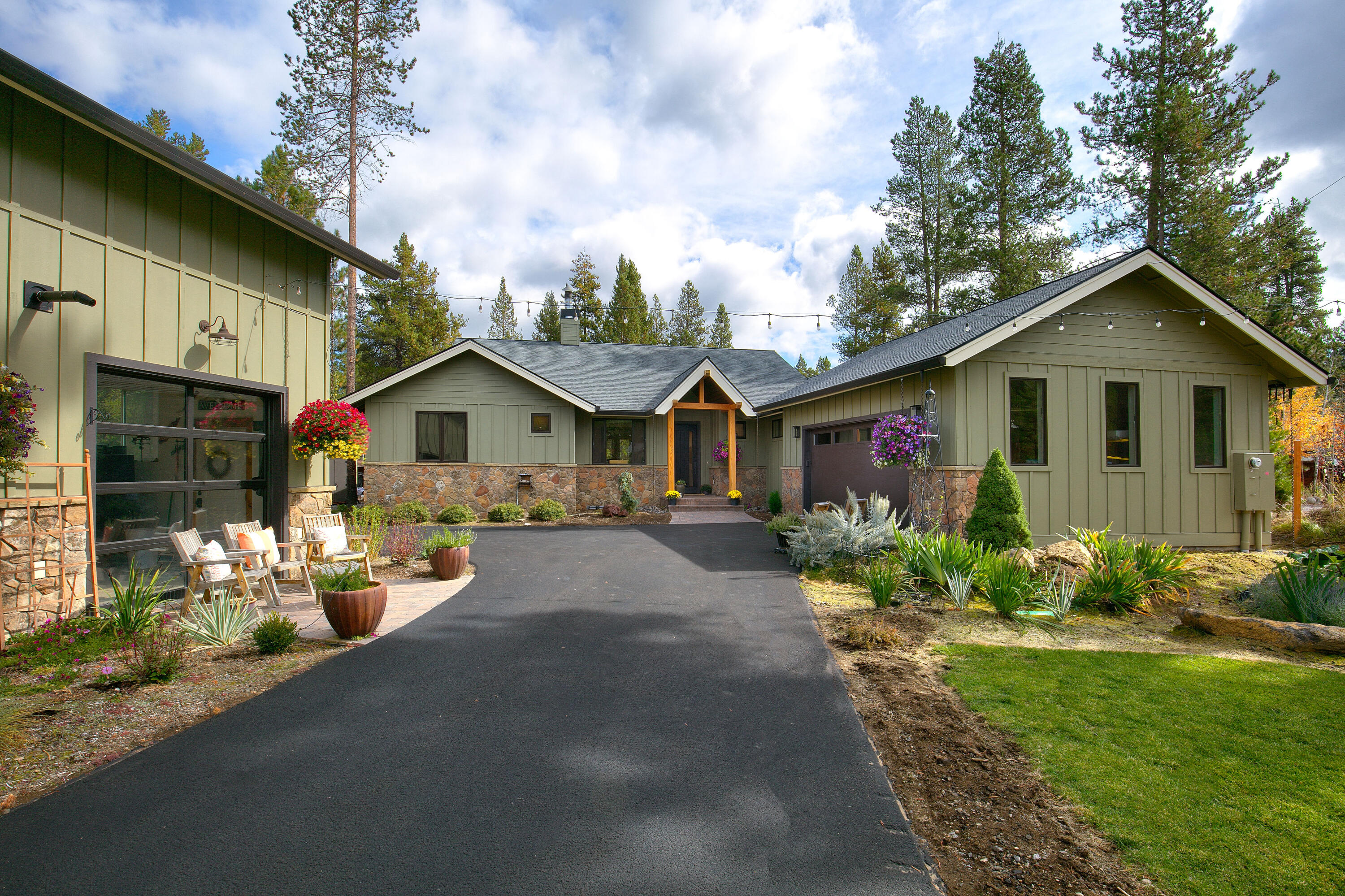 Fall River Estate - Residential