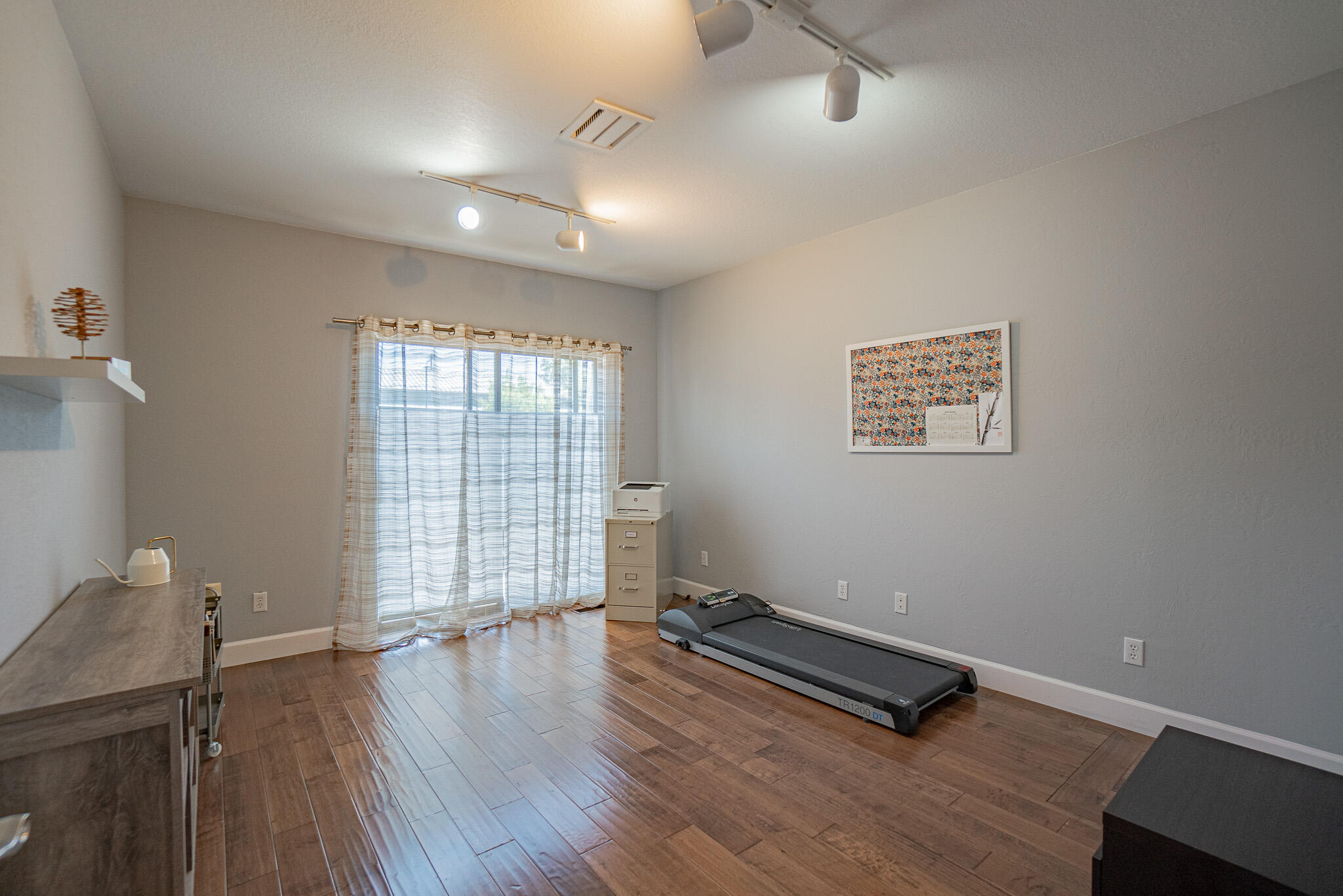 Pennington Square - Commercial Sale