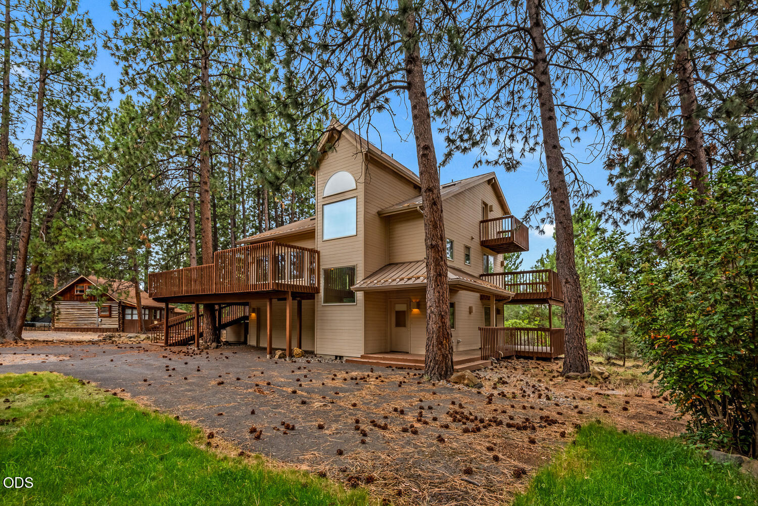 19432 Kemple Drive