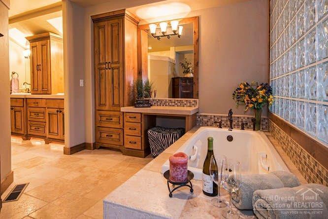 Fairway Crest Village - Residential