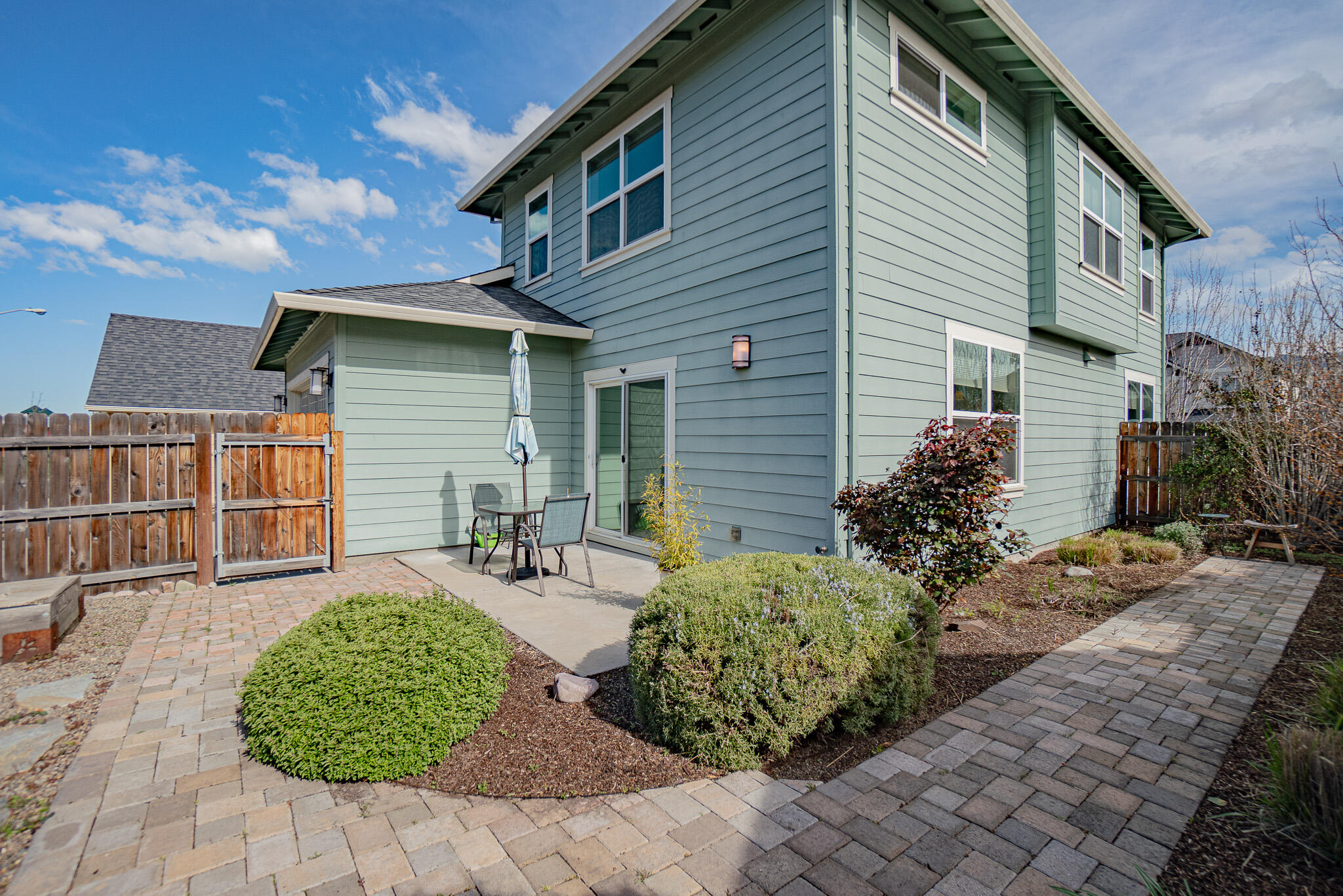 Kamerin Springs - Residential