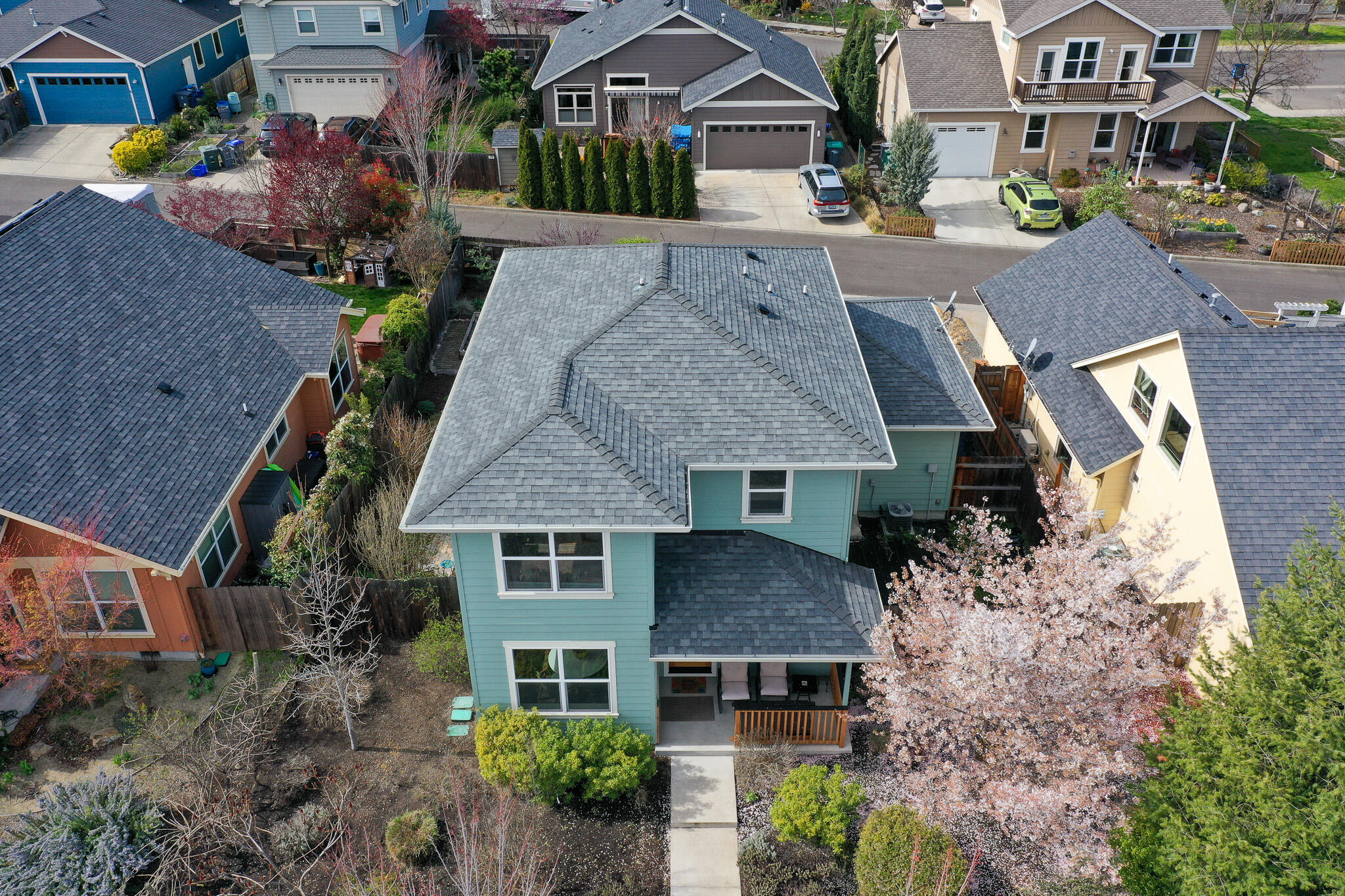 Kamerin Springs - Residential